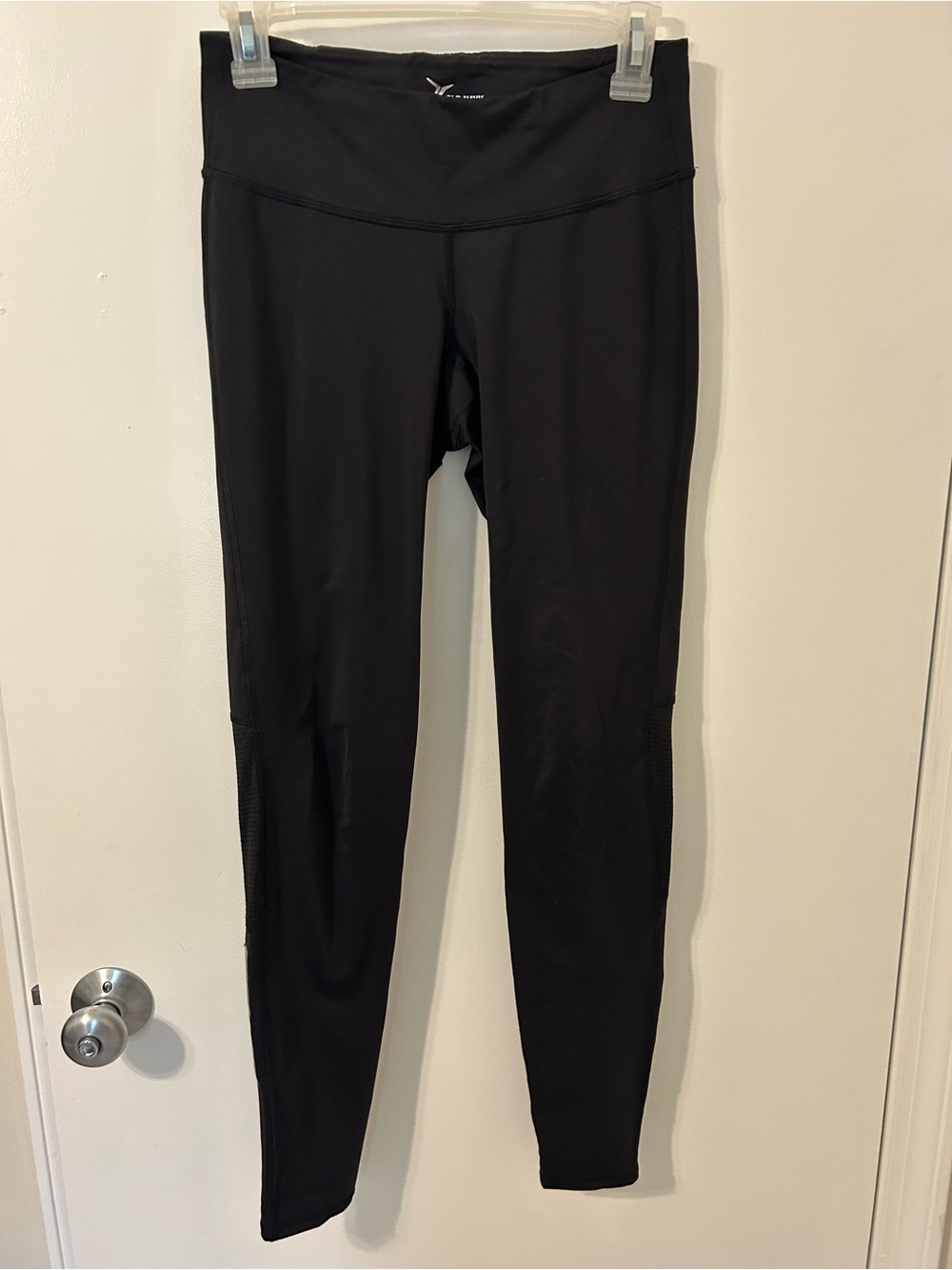 Old Navy Active Black High-Rise Leggings